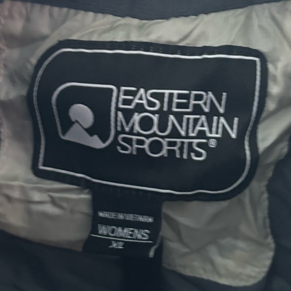 Ivory Puffer Vest ❄️ - Picture 4 of 5